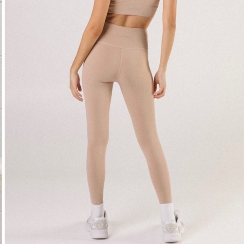 NWT Saski Collection Leggings Nude S
